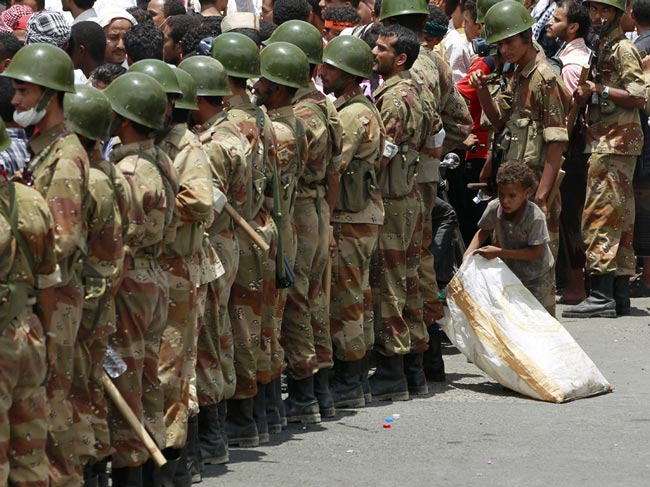 پسر بچه دوره گرد يمني