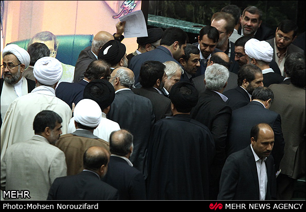 احمدی نژاد در مجلس