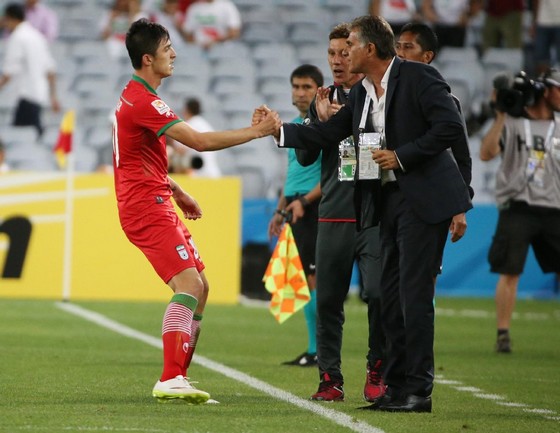 سردار آزمون از گل تا تشکر کارلوس کی روش ( عکس )