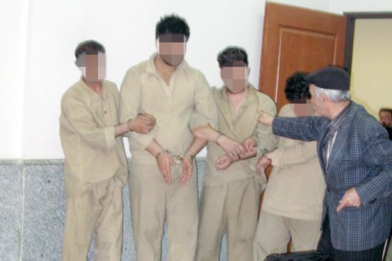 300 فقره زورگیری برای پرداخت بدهی پدر! (+عکس)