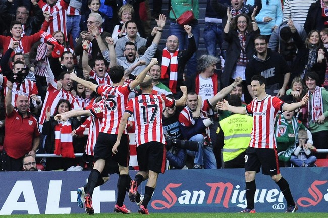 رئال مادرید صدرجدول را به بارسا تعارف زد ( عکس/فیلم/جدول) رئال مادرید صدرجدول را به بارسا تعارف زد ( عکس/فیلم/جدول)