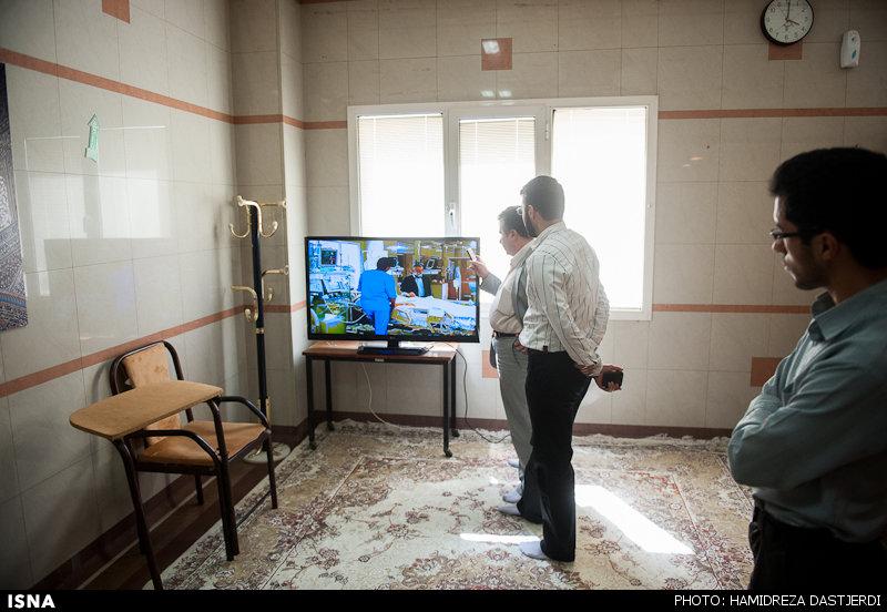 پخش مستقیم وضعیت مهدوی کنی (عکس)