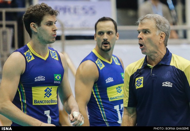 دیدار تیم‌های ملی والیبال ایران و برزیل (عکس)