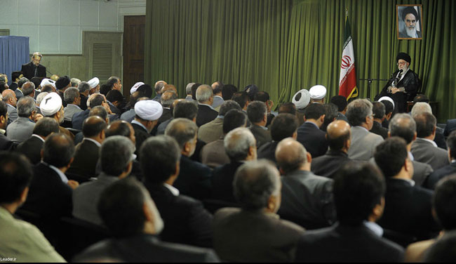 دیدار نمایندگان مجلس با رهبری