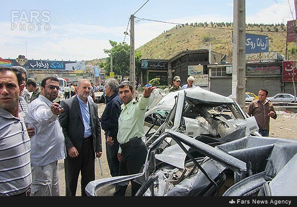 تصادف تریلر با 12 خودروی سواری (+عکس)