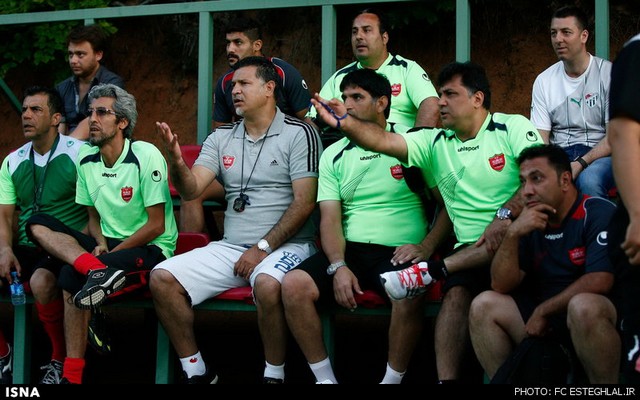 واکنش دایی در بازی تدارکاتی استقلال (+عکس)