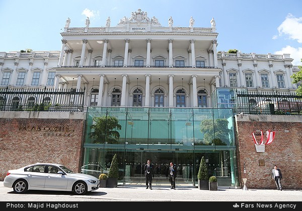 پیش بینی دیپلمات غربی: مذاکرات هسته ای تمدید می‌شود
