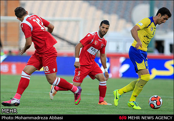 بازی های لیگ برتر فوتبال (عکس)