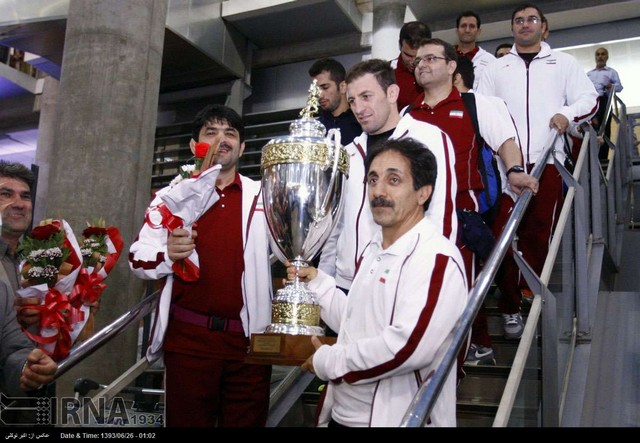 بازگشت تیم ملی کشتی فرنگی به کشور (عکس)