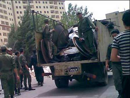 ورود ماموران به برج های سعادت آباد برای جمع آوری ماهواره