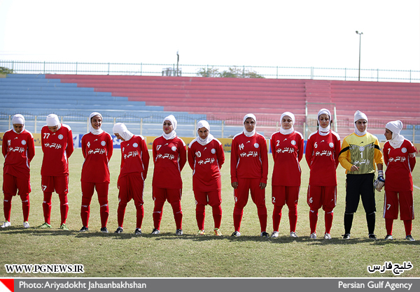 فوتبال زنان در بوشهر (+عکس)