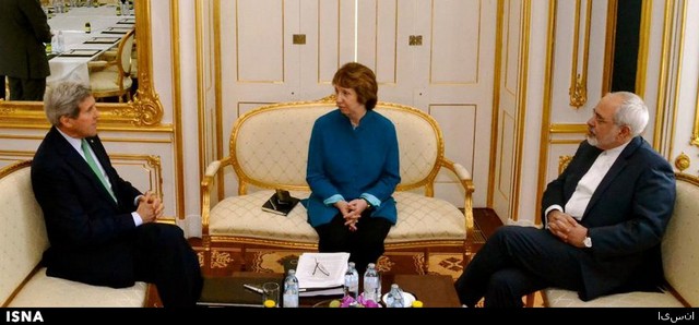 مذاکرات هسته‌ای از زبان دستان ظریف و کری (+عکس)