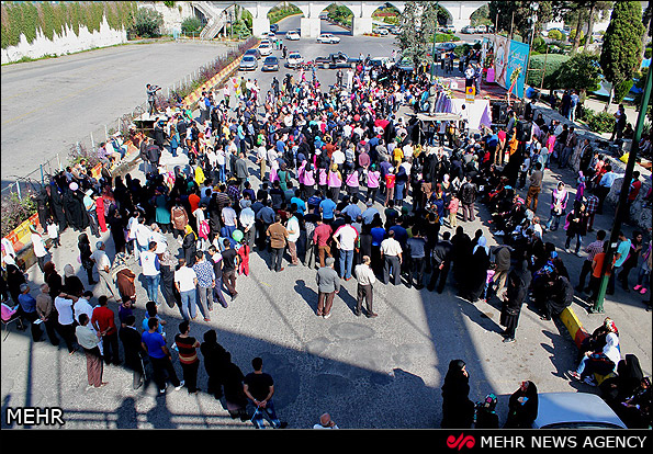 همایش پیاده روی خانوادگی در آمل (عکس)