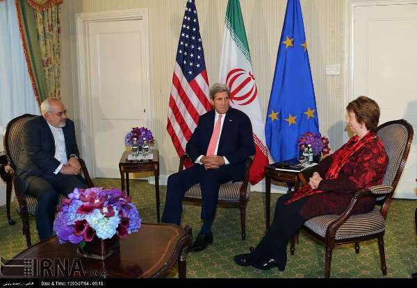 دیدار سه جانبه ظریف،کری و اشتون (عکس)