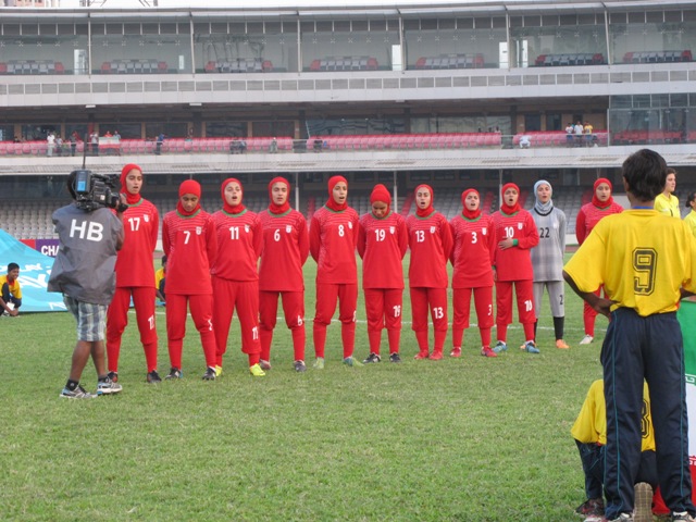 دختران نوجوان ایران امروز بایک تساوی صعود می کنند(+جدول)