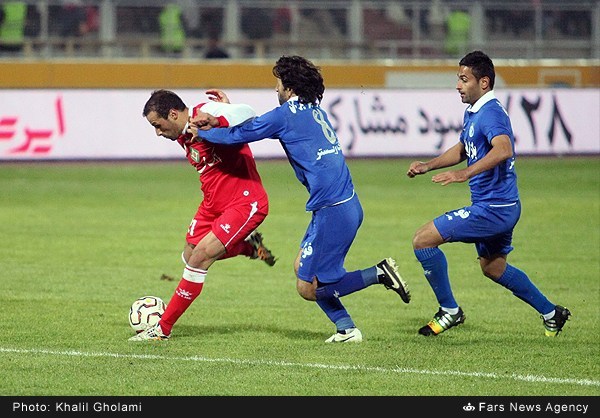 تراکتورسازی 2 - استقلال 2 (+گزارش تصویری)