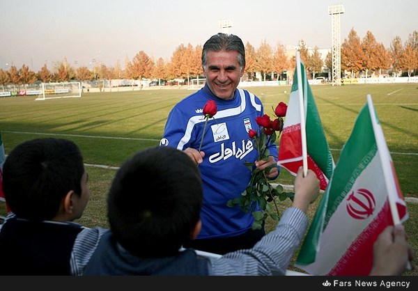 گل رزکودکان برای کی روش،دژاگه و ...(عکس)