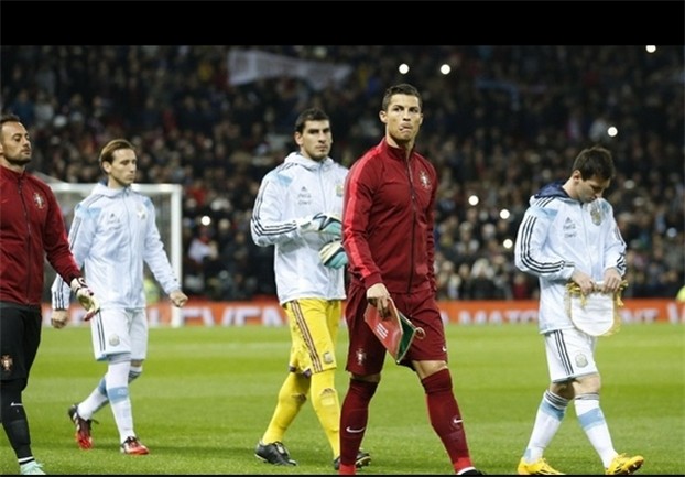 رابطه گرم و عجیب مسی،رونالدو(عکس/فیلم)