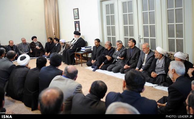 دیدار کارگزاران حج با رهبری (عکس)