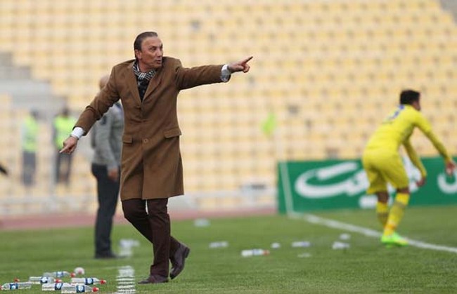 شکست پرسپولیس درخشان مقابل نفت تهران شکست پرسپولیس درخشان مقابل نفت تهران