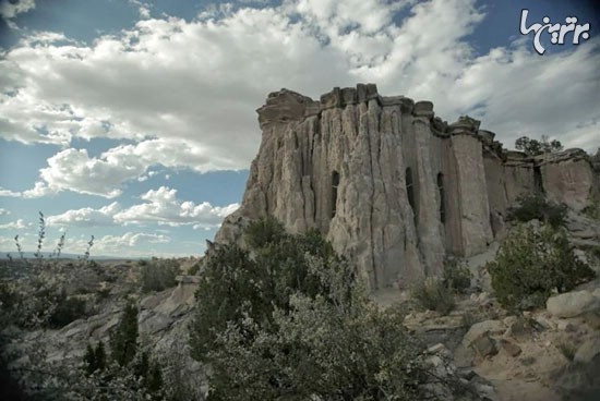 مردی که به تنهایی یک غار تراشید (+عکس)