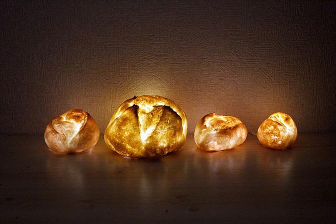لامپ های شگفت انگیز به شکل نان (عکس)