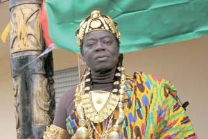 پادشاهي که با skype مملکت داري مي کند!