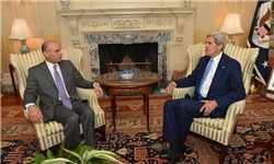 عربستان: آمریکا مانع رسیدن کشتیهای حامل اسلحه ایرانی به یمن شد عربستان: آمریکا مانع رسیدن کشتیهای حامل اسلحه ایرانی به یمن شد