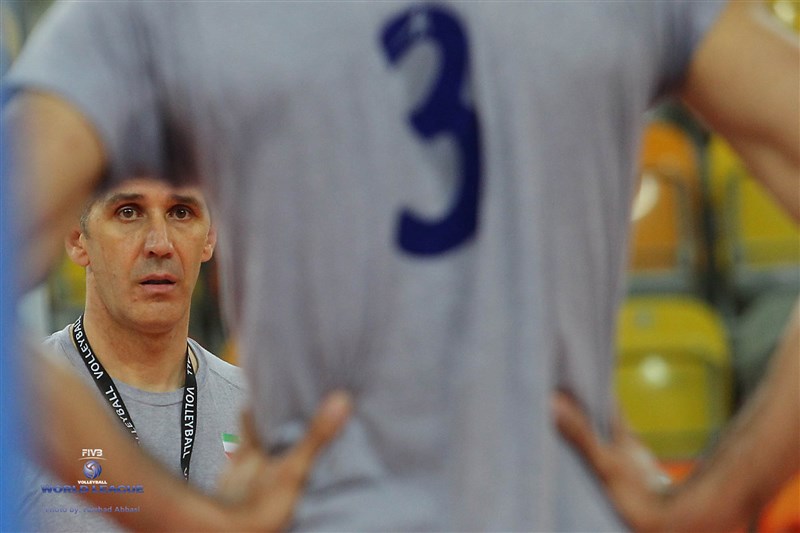 تمرین تیم ملی والیبال ایران در سالن چنستوهوا(گزارش تصویری)