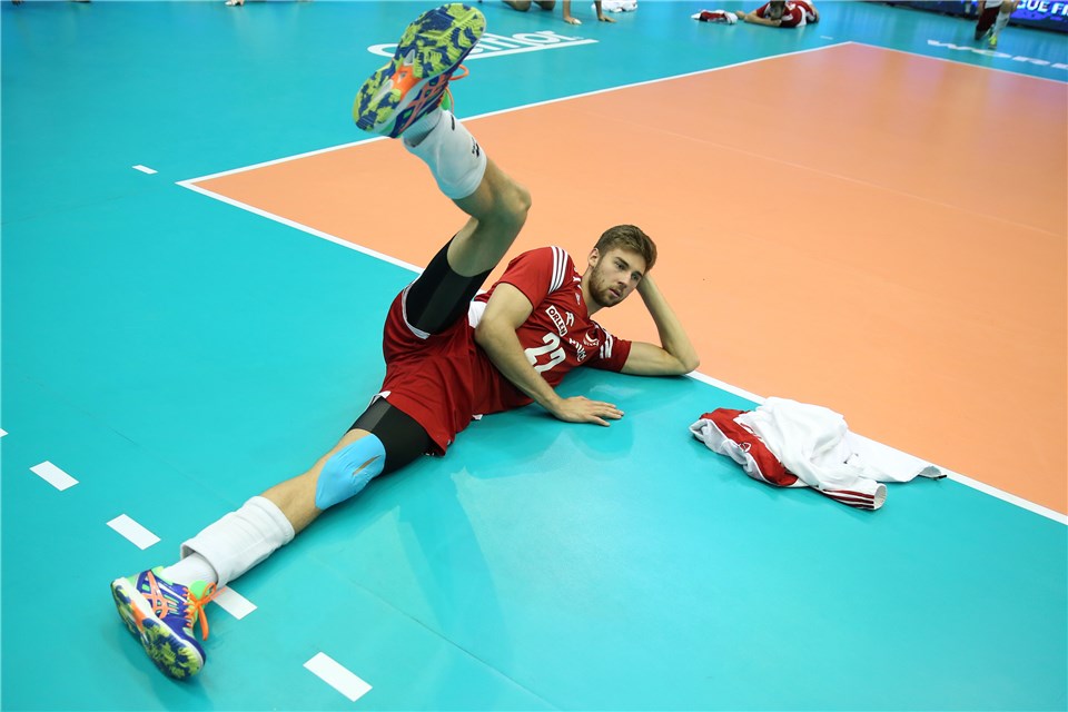 ایران 0 - 0 لهستان / لیگ جهانی والیبال / (گزارش زنده)