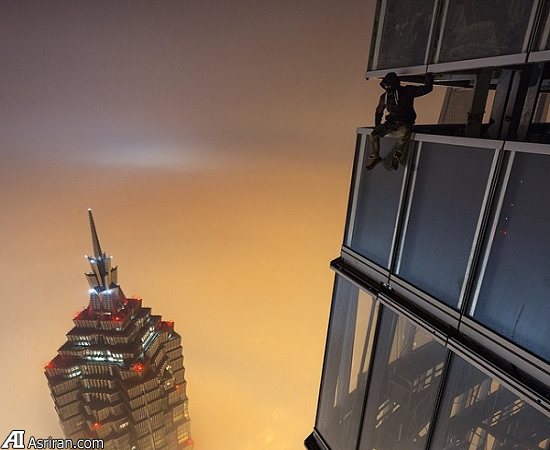 دو ستاره اینستاگرام بر فراز سازههای مرتفع جهان دو ستاره اینستاگرام بر فراز سازههای مرتفع جهان