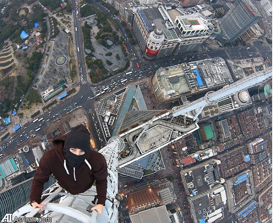 دو ستاره اینستاگرام بر فراز سازههای مرتفع جهان دو ستاره اینستاگرام بر فراز سازههای مرتفع جهان