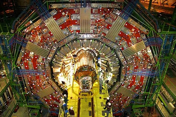 LHC به روایت تصویر