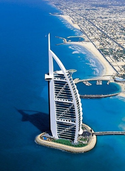 دبی هم از برداشتن تحریم ایران استفاده می کند