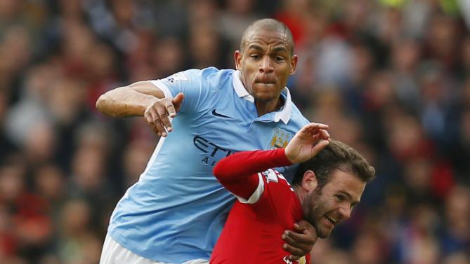 یونایتد 0 - 0 سیتی / تساوی در دربی منچستر و صدرنشینی آبی ها(+عکس/جدول)