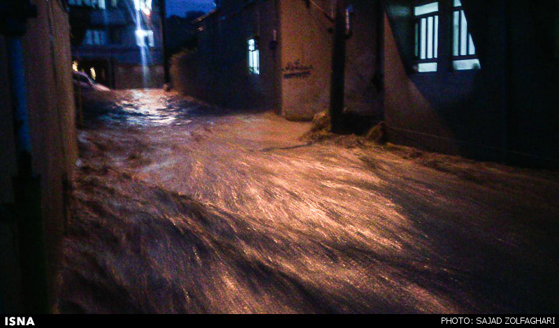 باران و سیل ایلام را به تعطیلی کشاند/ 2 کشته تاکنون
