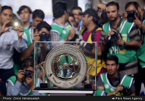 قهرمانی ذوب آهن درجام حذفی(گزارش تصویری)