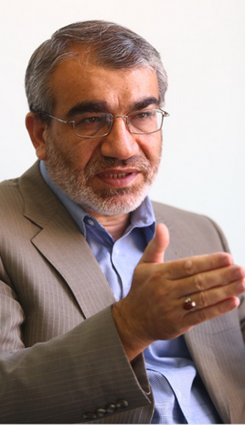 کدخدایی: به هاشمی گفتیم انصراف دهد اما قبول نکرد/ فشار احمدی نژاد بر شورای نگهبان در مورد مشایی فایده‌ای نداشت/ هیات حل اختلاف قوا اصلا به پرونده مینو خالقی ورود نکرد