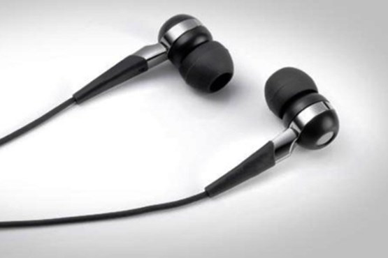 استفاده از هدفون باعث ناشنوایی می شود