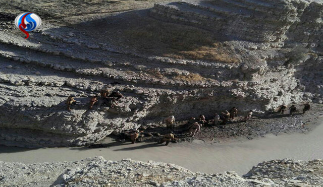 سپاه، درست در زمانی که ما مشغول کار و زندگی بودیم...