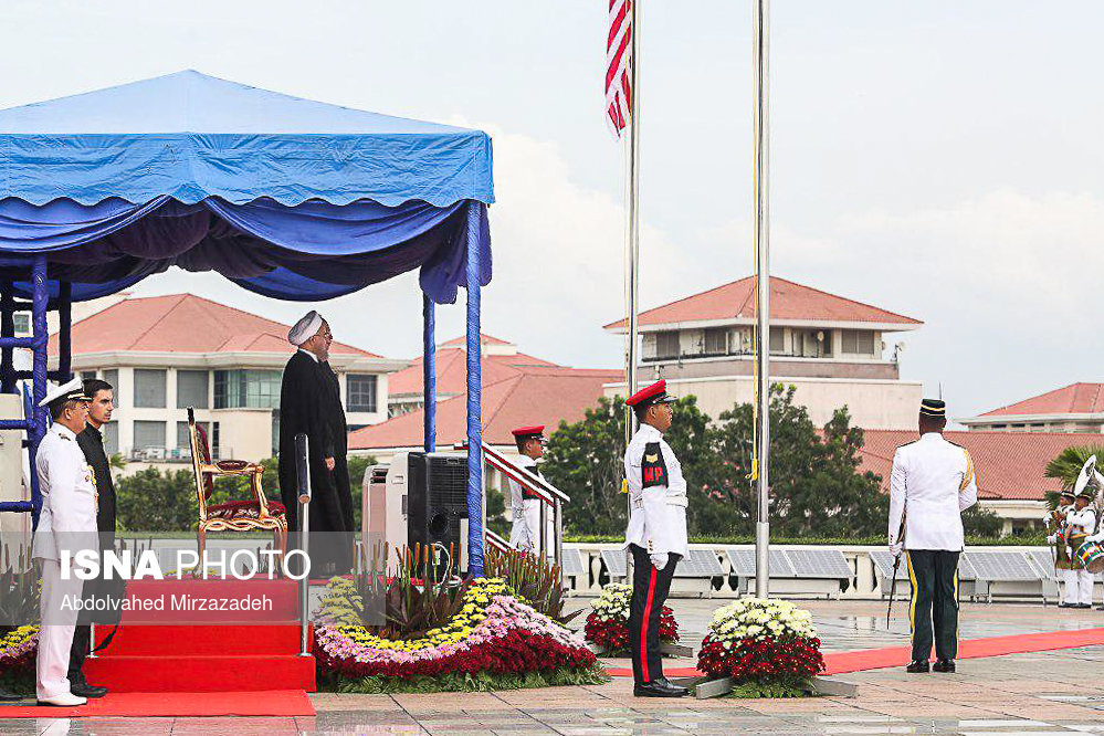 استقبال نخست وزیر مالزی از روحانی (+عکس)