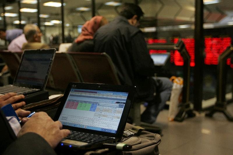 عبده تبریزی: تفاوت اقتصادهای بانک محور و بورس محور/نقش نظام بانکی در رونق تولید