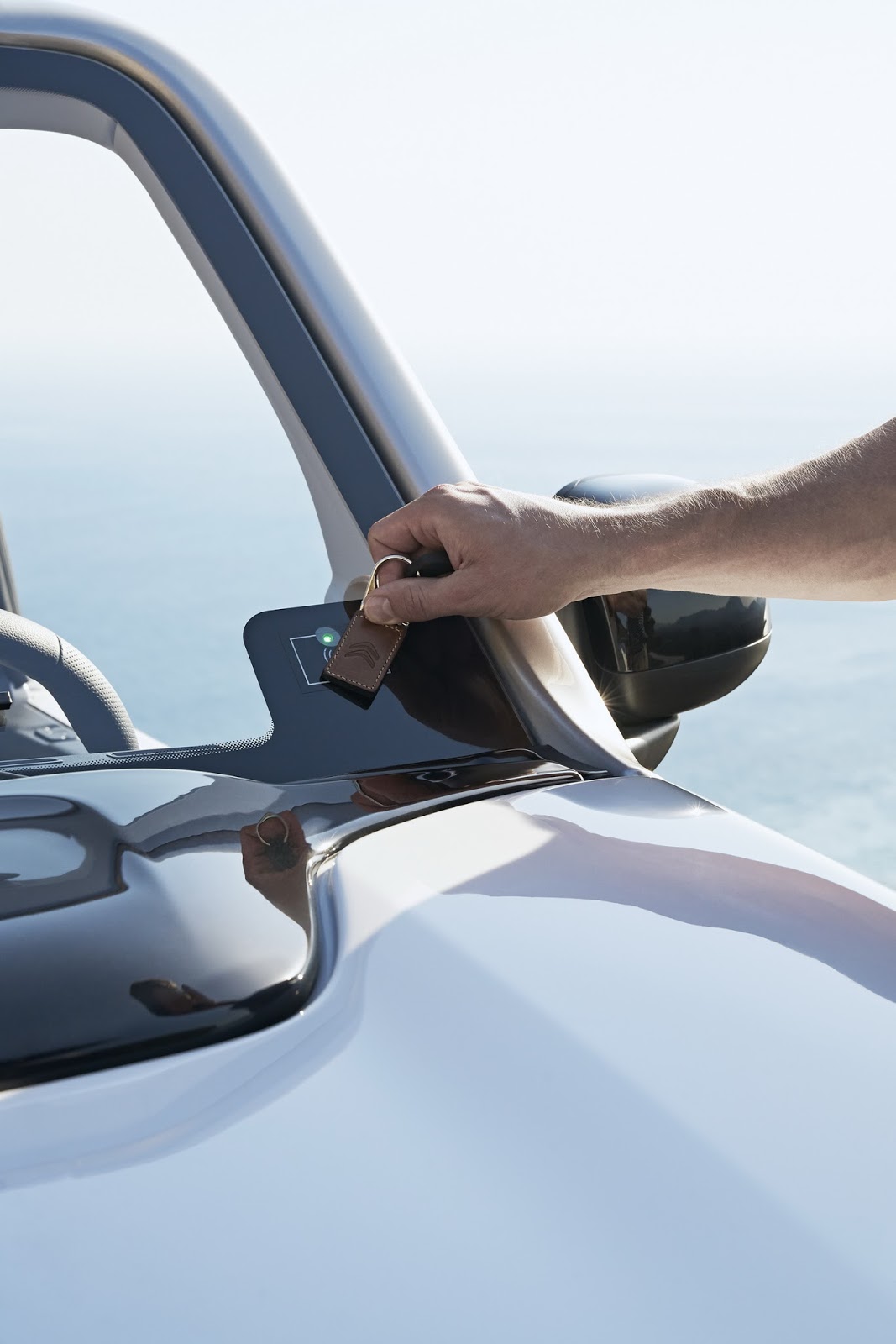 کاربردی شدن ئی- مهاری سیتروئن با کابین جدید و سقف سخت