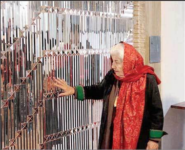 نقاشی زن 95 ساله یک میلیارد و 300 فروخته شد (+عکس)