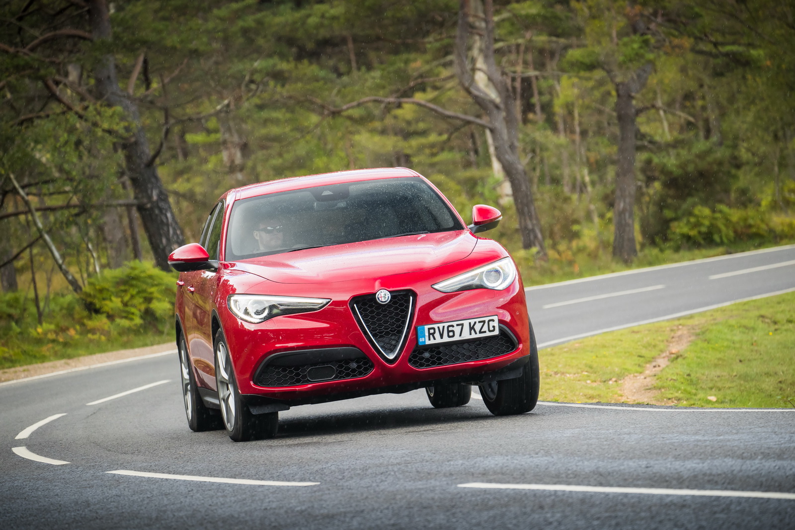 اشتهای سیری&zwnj;ناپذیر آلفا برای ساخت SUV جدید پس از استلویو