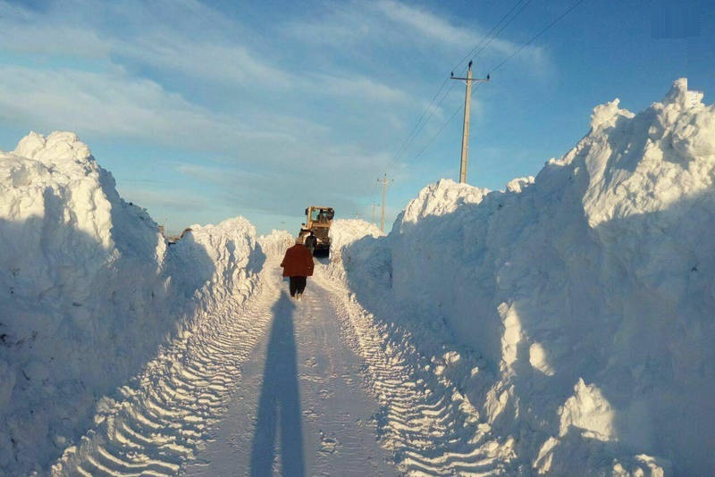 برف&zwnj; ۲ متری در آذربایجان شرقی (عکس)