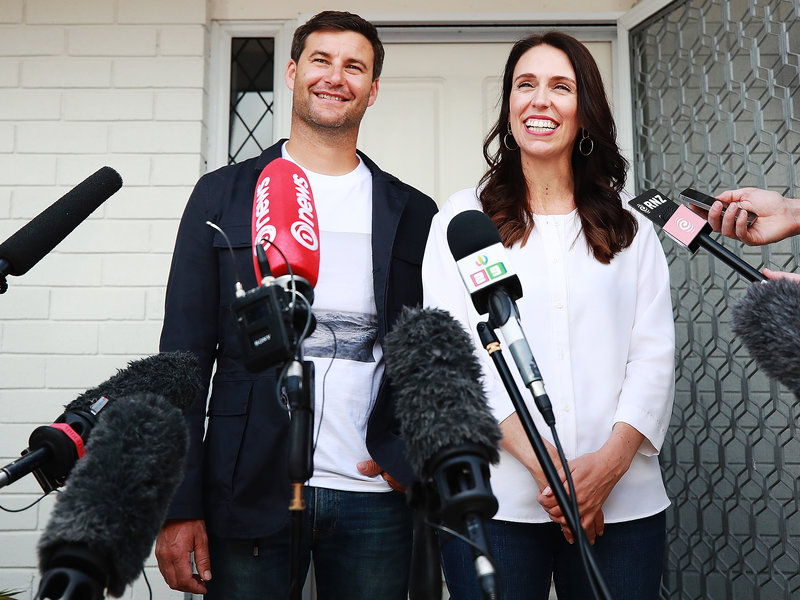 حاشیه های بارداری یک نخست وزیر(+عکس) حاشیه های بارداری یک نخست وزیر(+عکس)