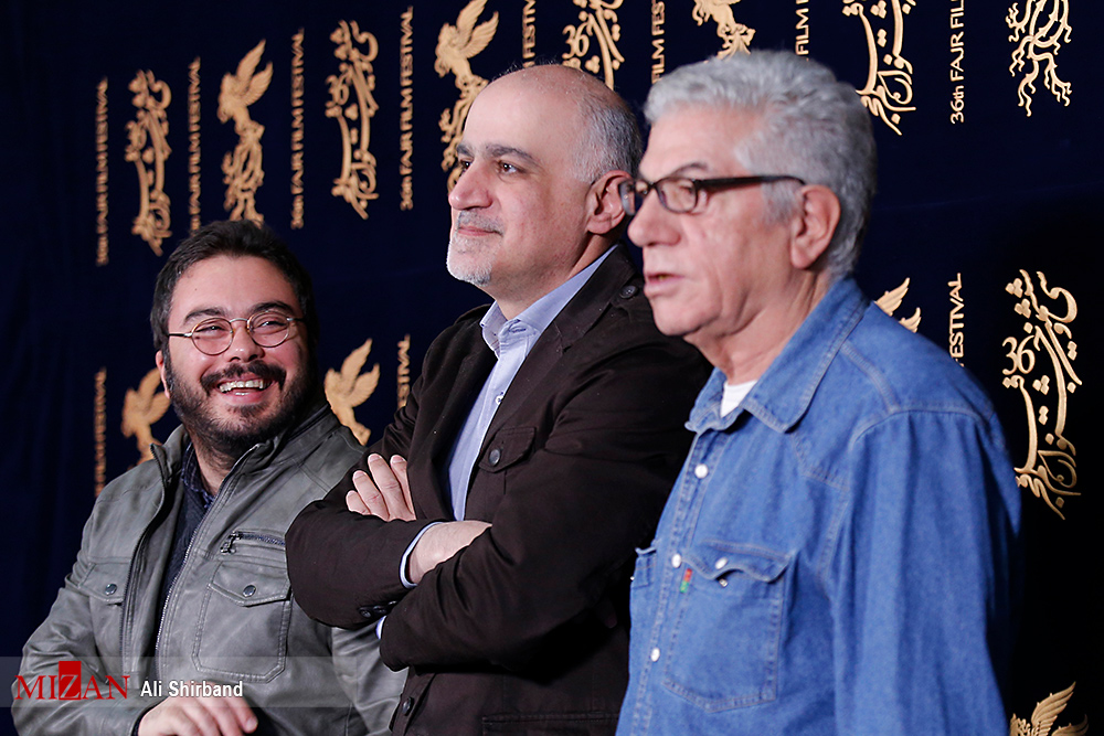 فیلمها و حاشیههای روز هشتم جشنواره فجر در سینمای رسانه (+عکس) فیلمها و حاشیههای روز هشتم جشنواره فجر در سینمای رسانه (+عکس)