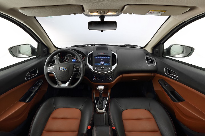 خودروسازان بم، محصول جدید جیلی را عرضه می کند خودروسازان بم، محصول جدید جیلی را عرضه می کند