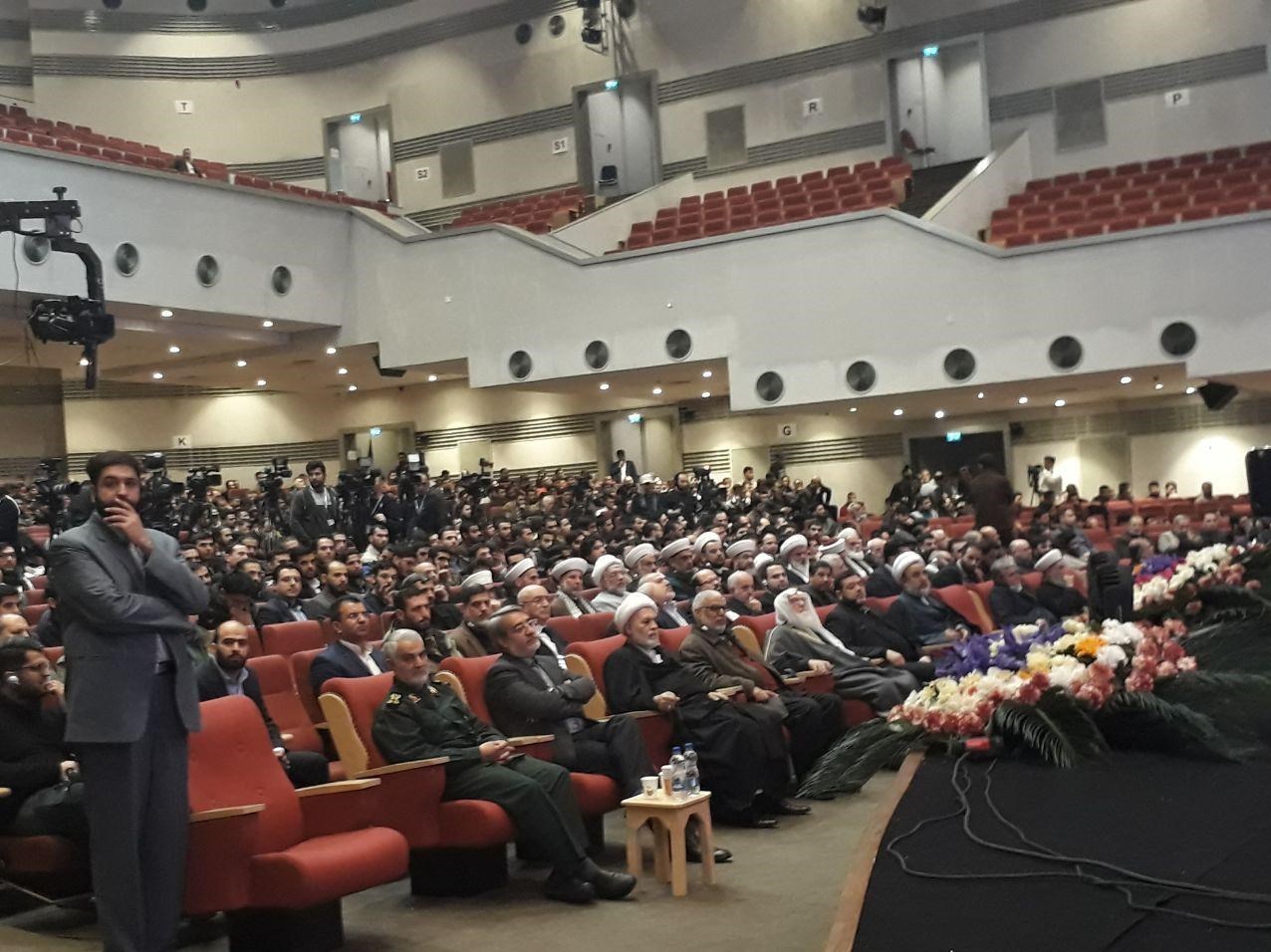 حضور سردار سلیمانی در مراسم سالگرد شهید &laquo;عماد مغنیه&raquo; (+عکس)